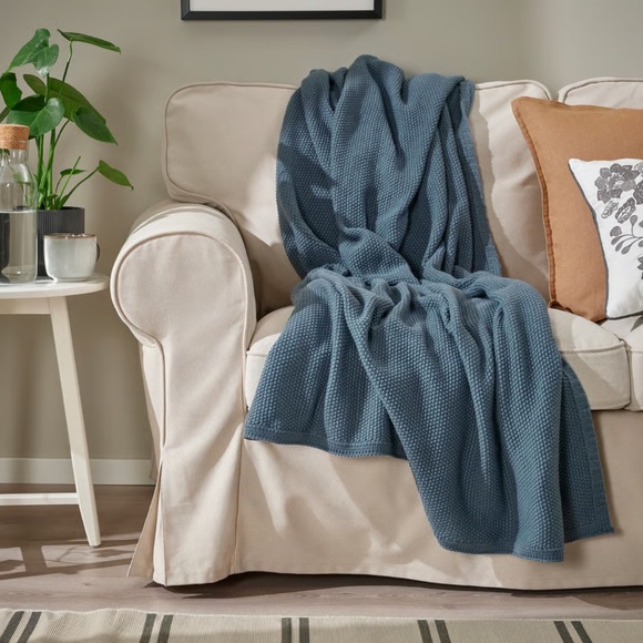 IKEA HUMLEMOTT Throw,‎ Blue-Gray, 51"x67" (805.495.47) NEW - Picture 2 of 3